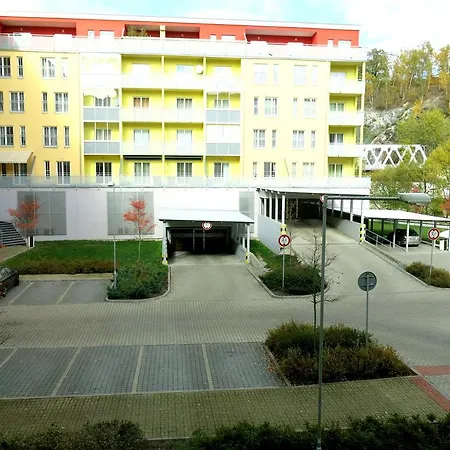Appartement Apartment-studio With Terrace Jatecni Karlsbad