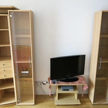 Apartment-studio With Terrace Jatecni